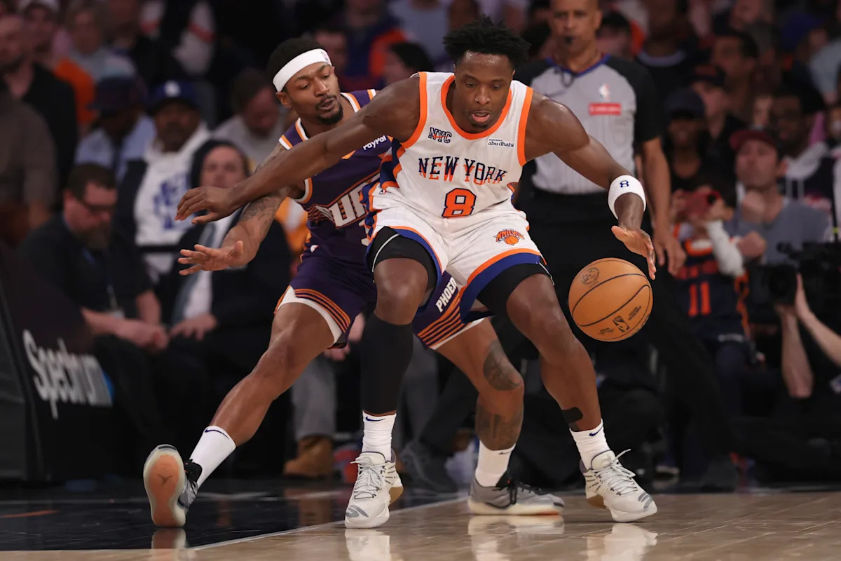 Anunoby keeps rolling in Brunson's return as Knicks beat Suns 112-98 to reach 50 wins again