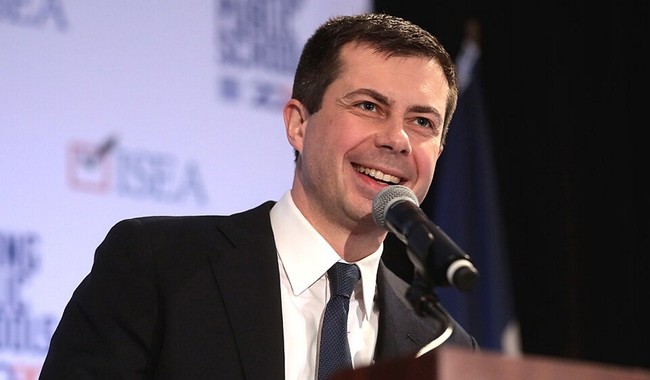 There’s a Surprise Leader in Polling for Next Democrat Presidential Nominee—and It’s Not Kamala Harris