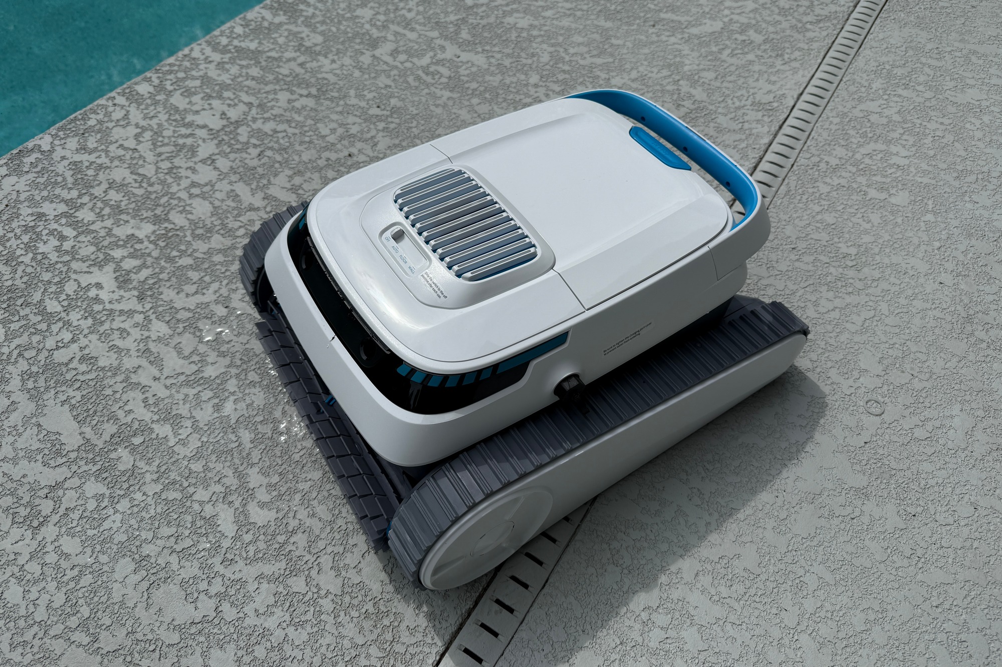Airrobo PC10 robotic pool cleaner review: An effective low-budget cleaning option