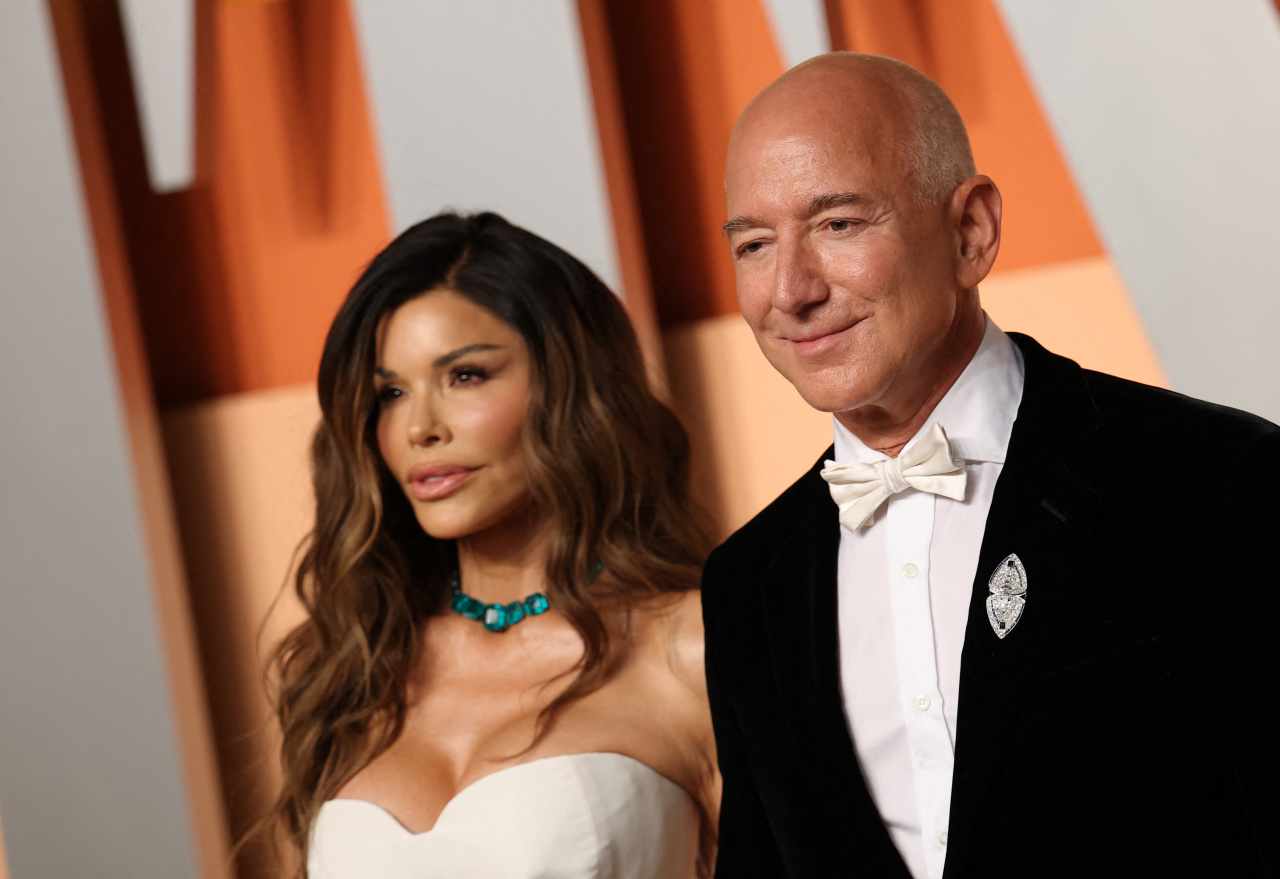 Most American weddings are a lot more extravagant than the nuptials of Amazon’s Jeff Bezos