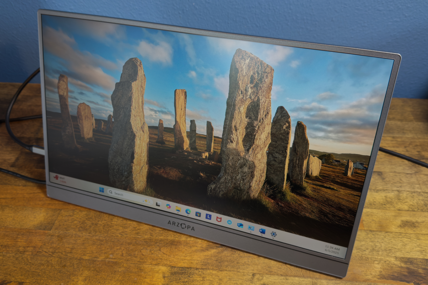 This gorgeous portable IPS monitor for laptops is a bargain for 38% off