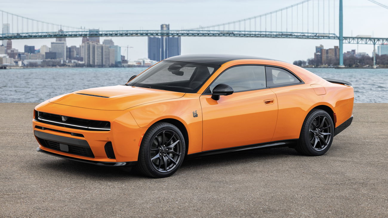 550bhp, Straight-Six-Powered Dodge Charger Scat Pack Unveiled