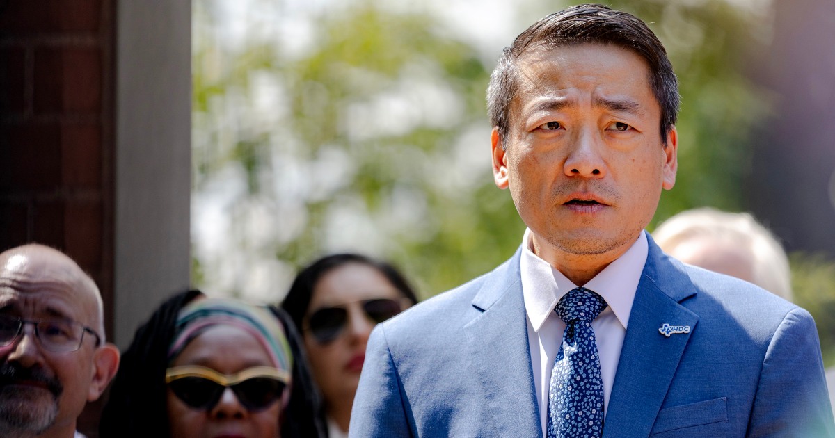 Bomb scares and phony pizza deliveries: Democrats who fled Texas grapple with security threats