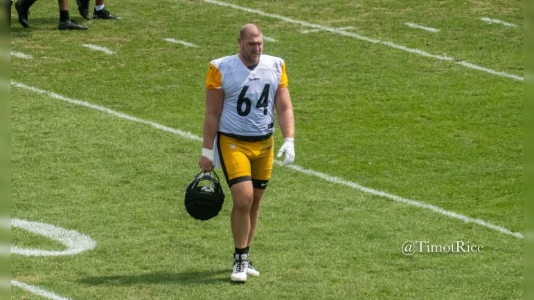 Rapoport: Steelers OL Max Scharping Suffers Potentially ‘Significant’ Knee Injury