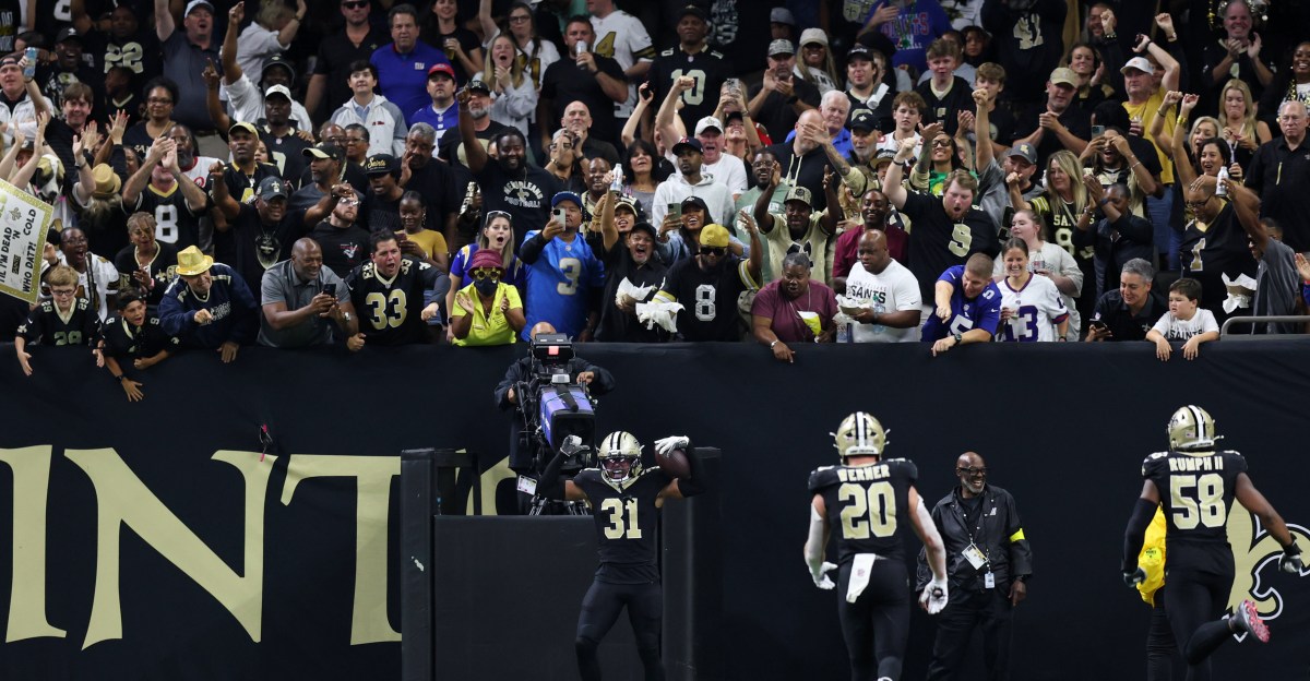 Saints get first win of season with 26-14 victory over Giants