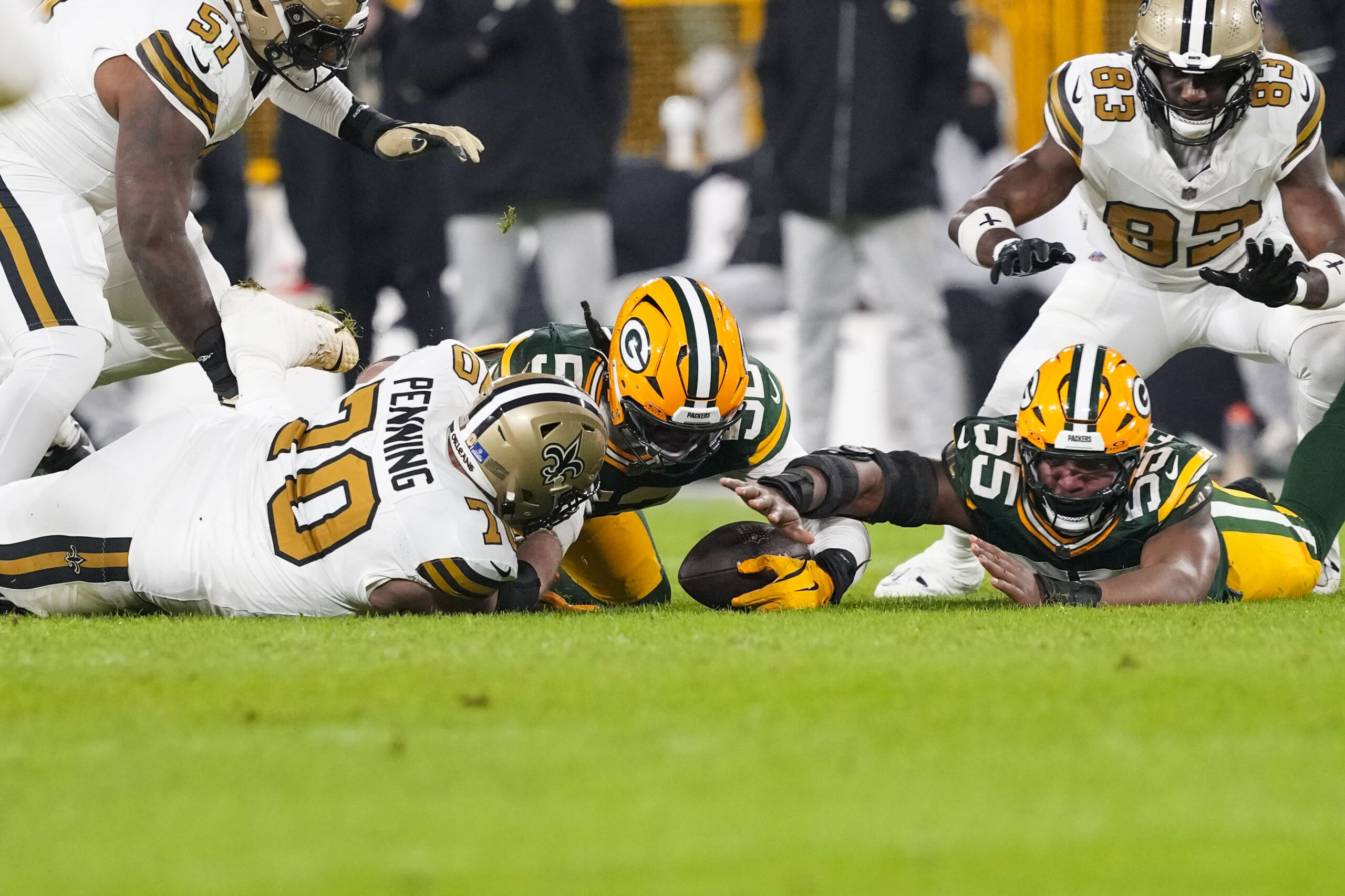 Vikings Rumors Simmer on SI.com’s Big Trade Proposal, K.J. Osborn, a New Center