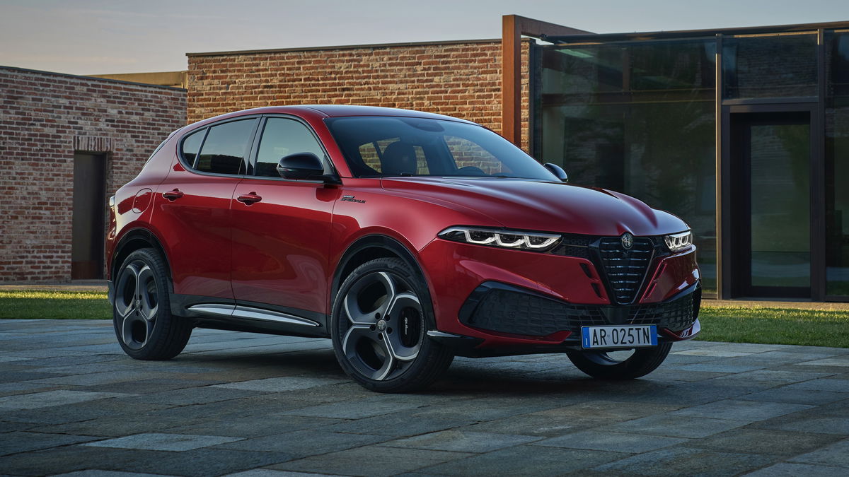 Alfa Romeo Tonale Facelift Brings Fresh Look And Powertrain Tweaks