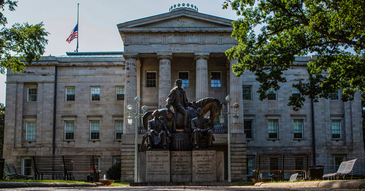 North Carolina lawmakers pass new map designed to give GOP an extra House seat