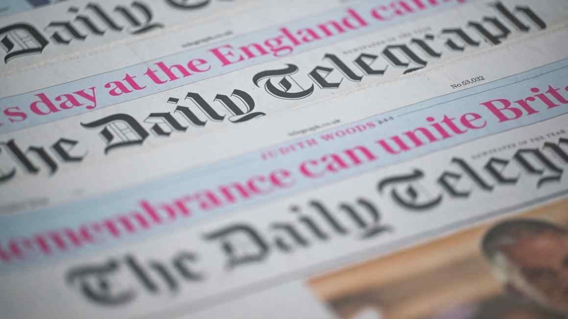 Daily Mail owner strikes £500mn deal for Telegraph