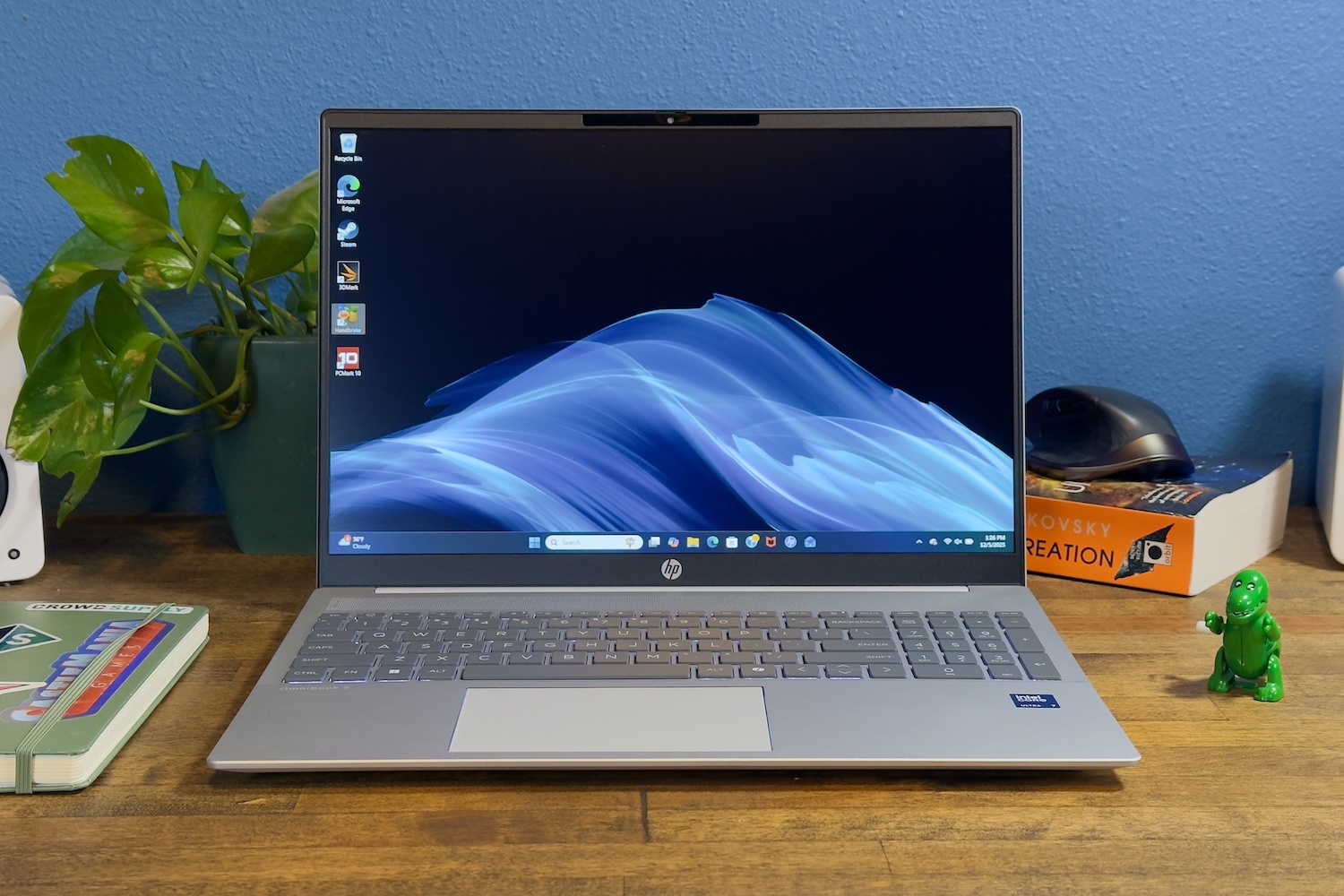 HP OmniBook 5 16 review: An odd duck of a laptop