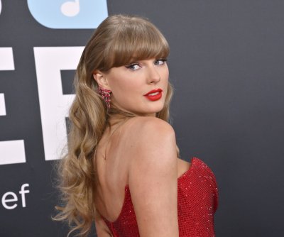 Taylor Swift’s ‘Life of a Showgirl’ tops U.S. album chart