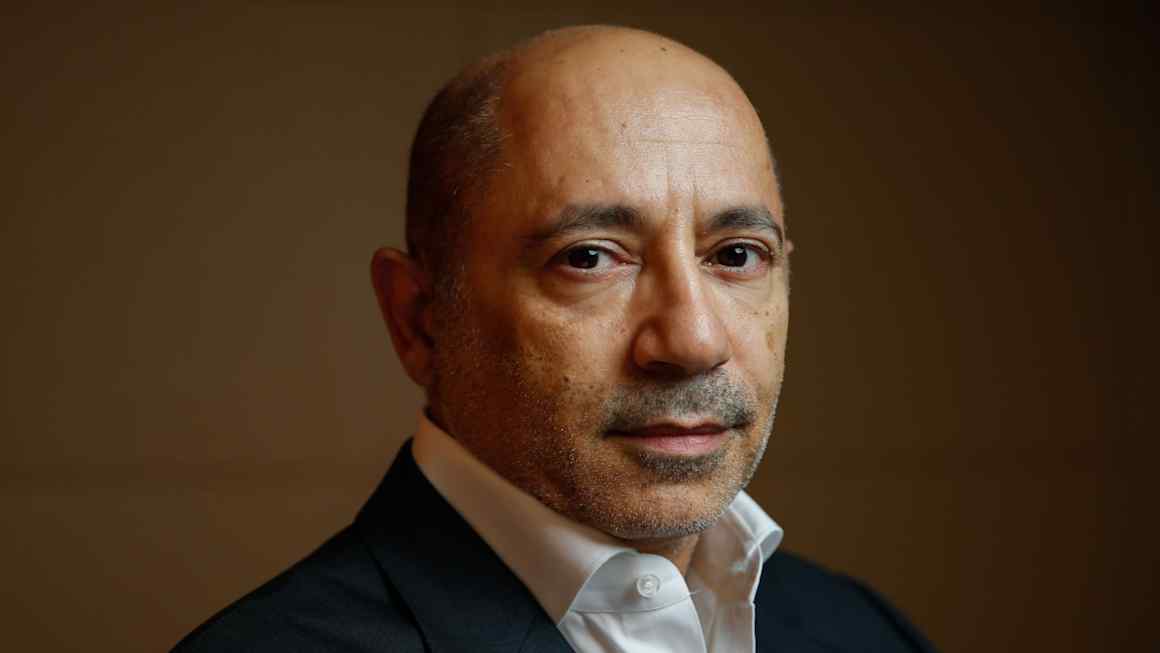 Brevan Howard profits slump as hedge fund misses out on macro trading boom