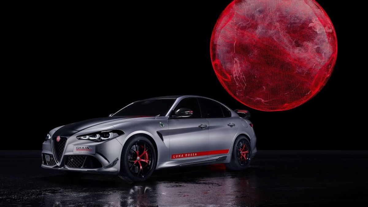 Alfa Romeo Giulia Quadrifoglio Luna Rossa Revealed