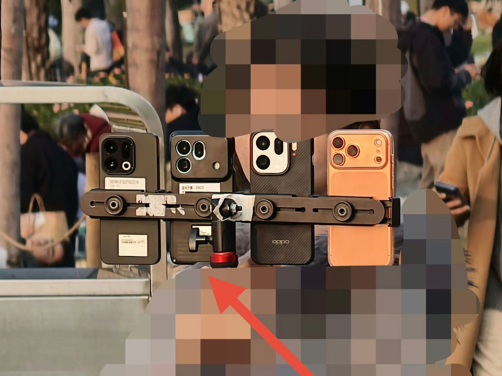 Oppo: New dual 200 MP flagship smartphone eyed in spy shots with iPhone 17 Pro Max