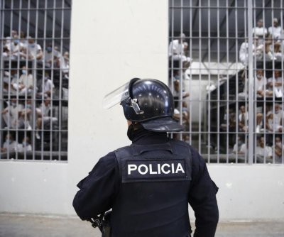 U.N. urges El Salvador to review life sentences for minors