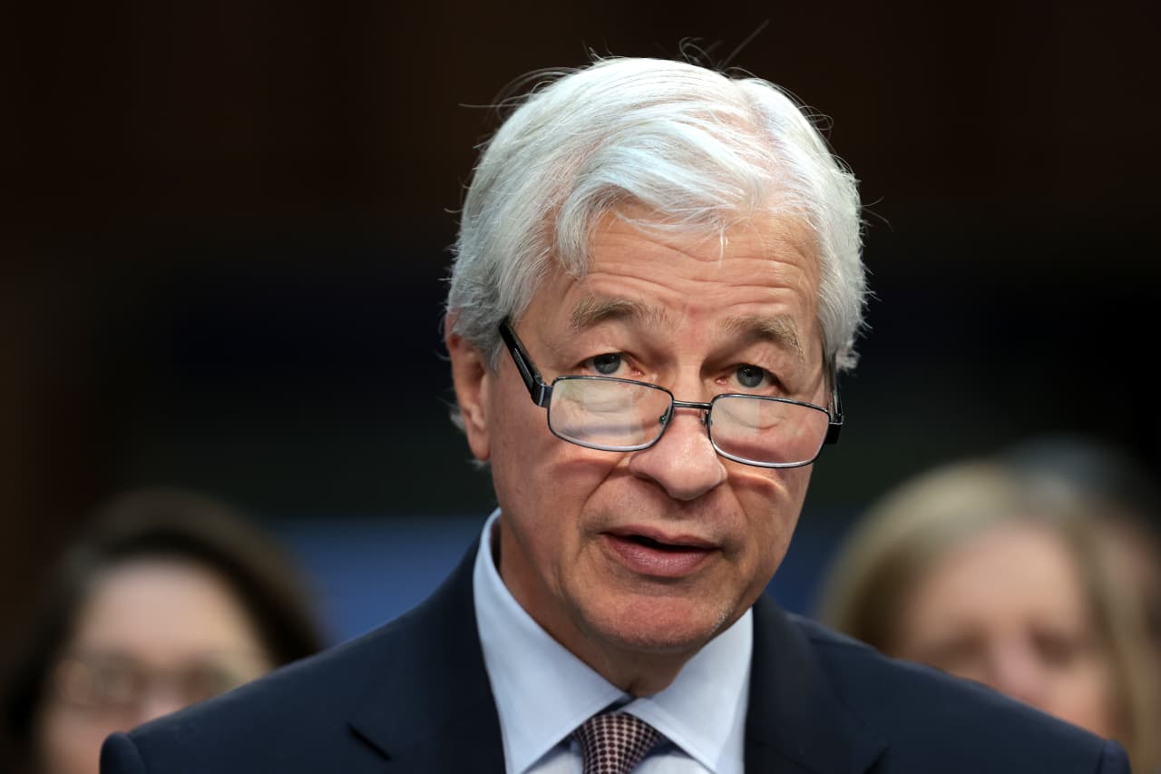 Jamie Dimon warns rising oil prices could trigger a recession and a bear market in 2026