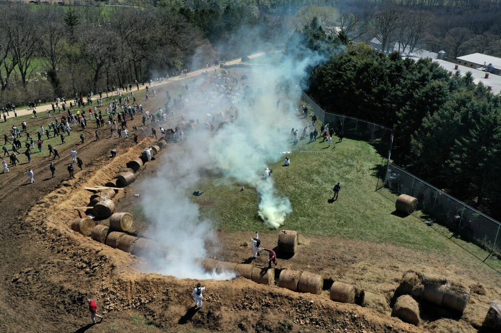Hundreds trying to storm beagle facility met with rubber bullets, pepper spray…