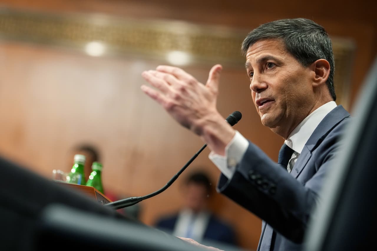 The top four takeaways from Trump Fed pick Kevin Warsh’s confirmation hearing, according to strategist Tom Lee