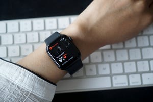 9 Apple Watch Health Features That Fly Under the Radar, According to a Doctor at Apple