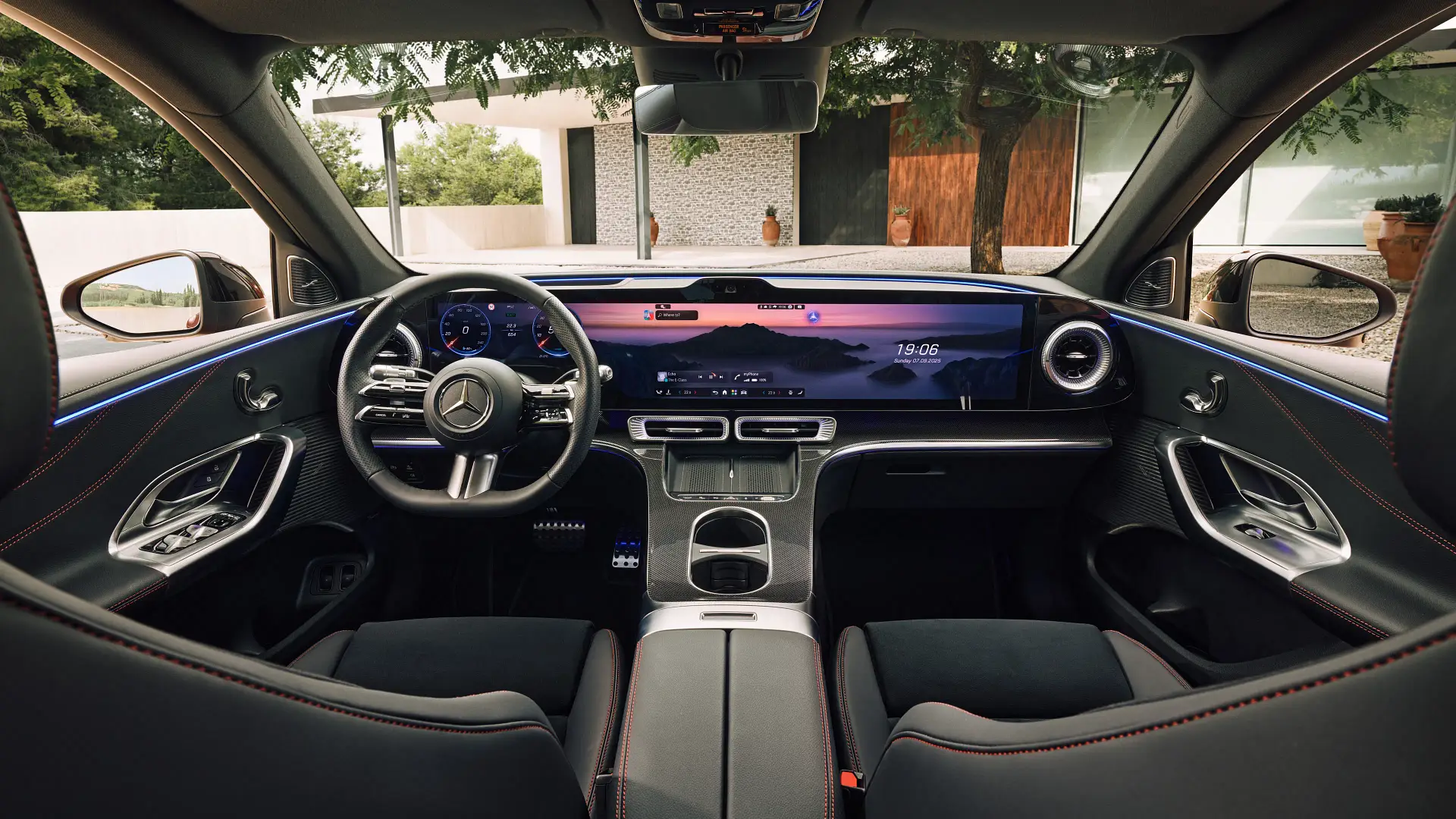 Mercedes-Benz commits to bringing back physical buttons