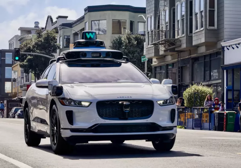 Waymo robotaxi drives off with passenger’s luggage after airport drop-off glitch