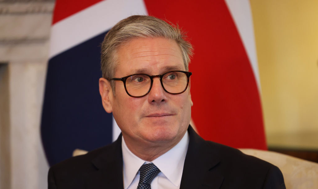 Starmer Tries to Avoid Leadership Challenge After Election Disaster