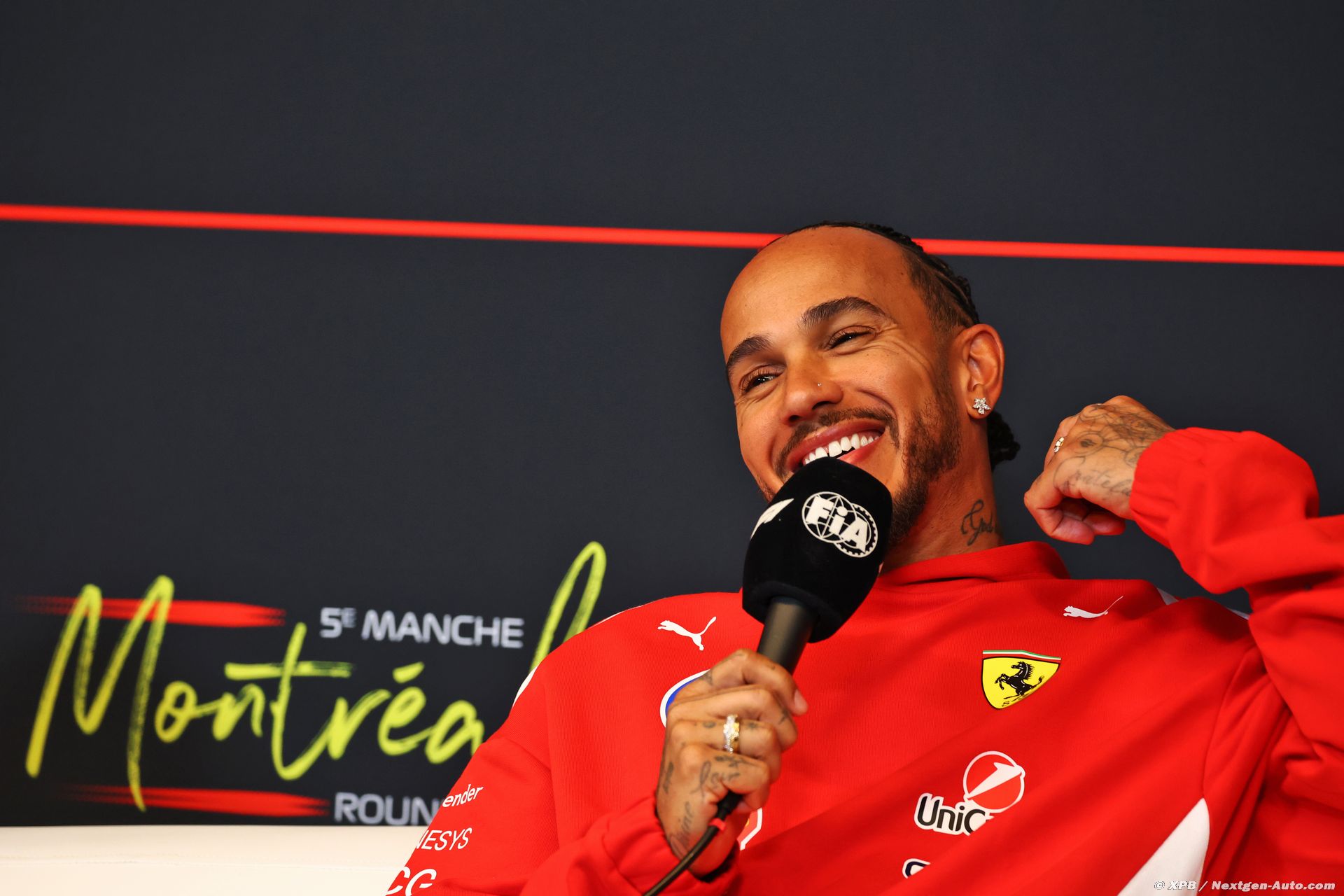 Hamilton tacle Jacques Villeneuve en plein hommage à Gilles
