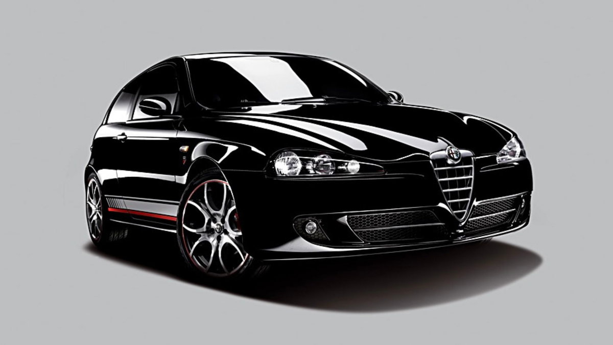 Alfa Romeo Once Built a Bizarre MotoGP-Inspired Diesel Hot Hatch