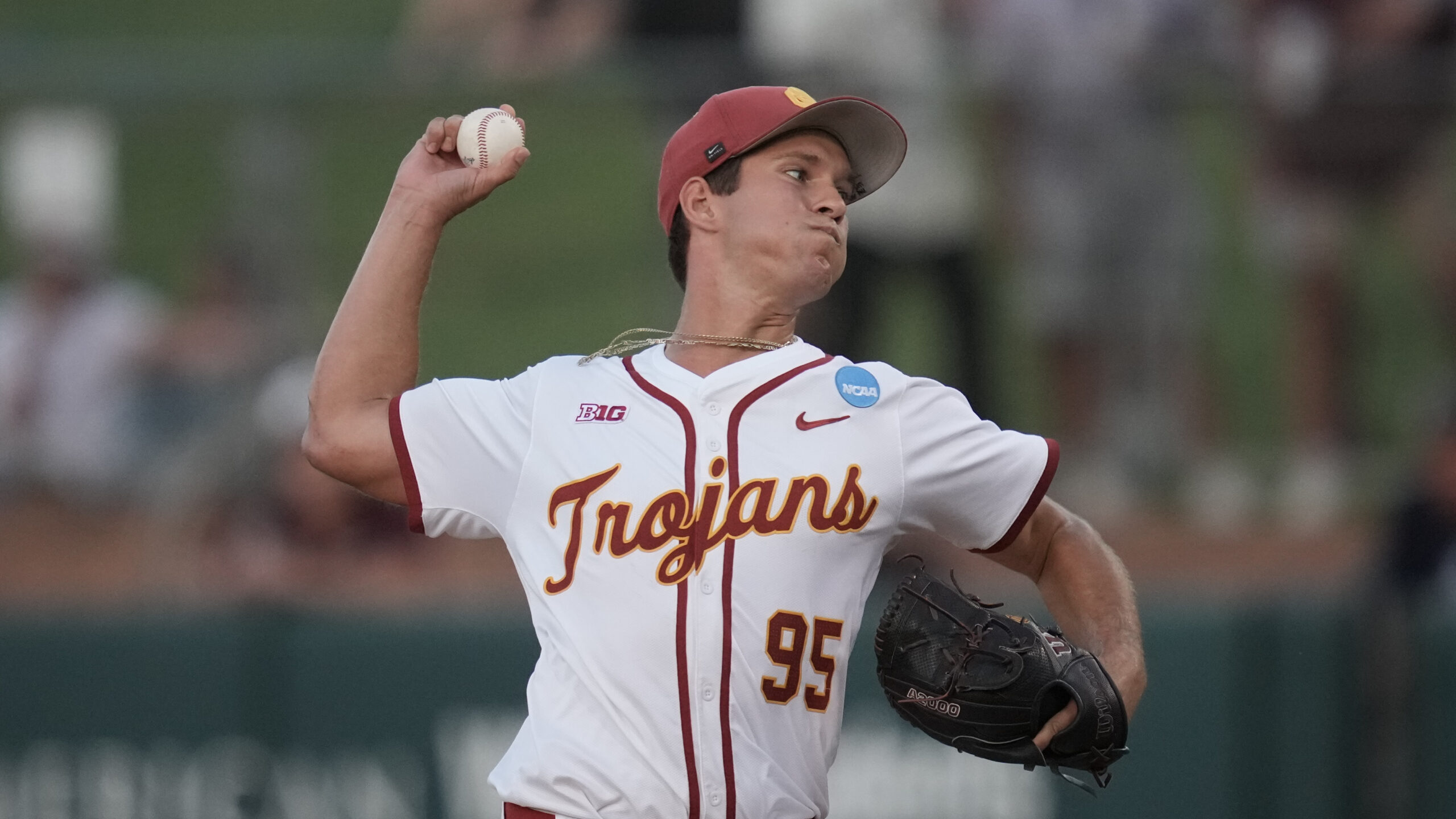 USC baseball’s red-hot offense goes cold in loss to North Carolina