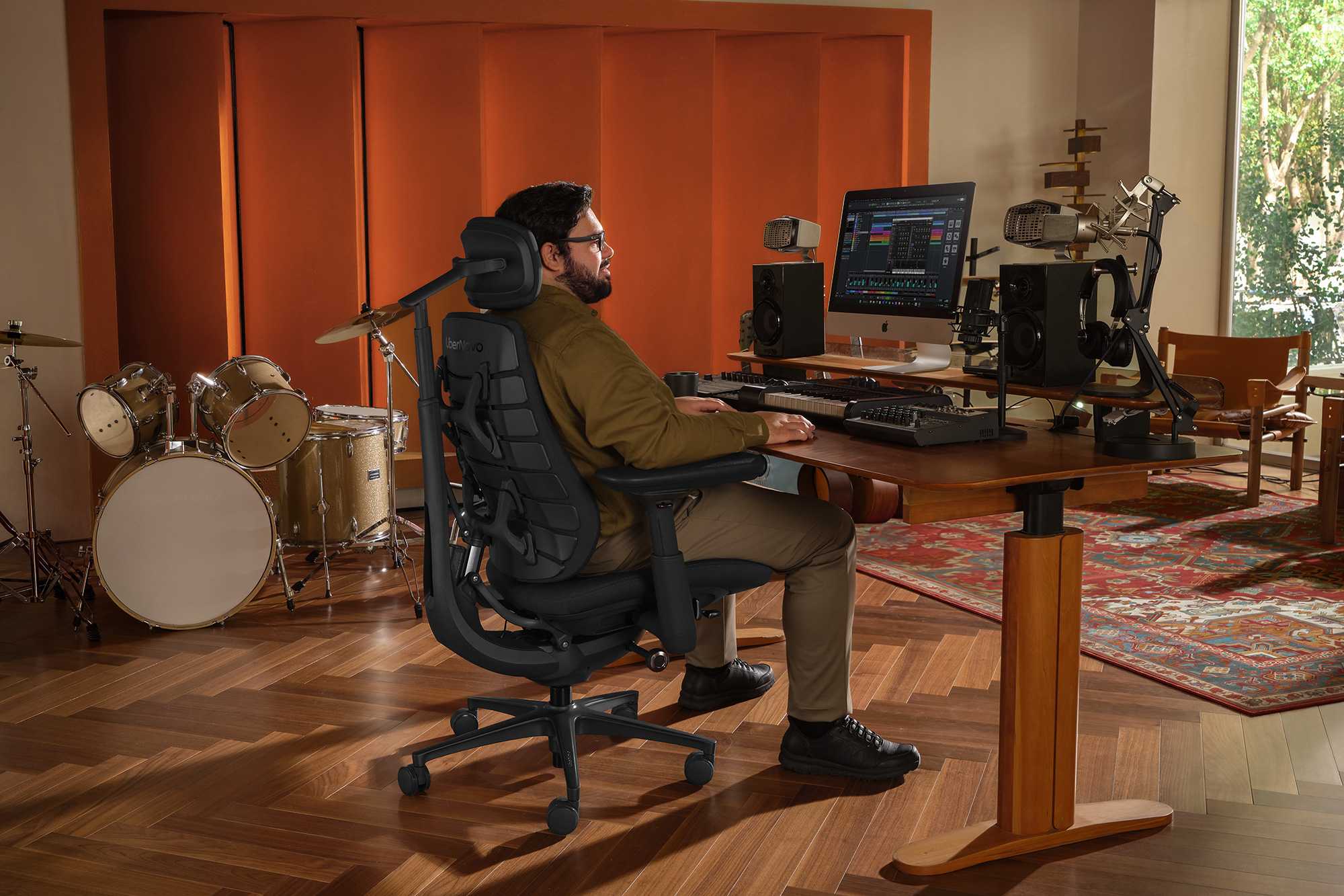 LiberNovo Maxis: The chair that finally gets big & tall gaming and productivity right