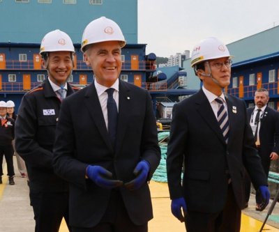 Canada nears decision on Korean, German submarine bids