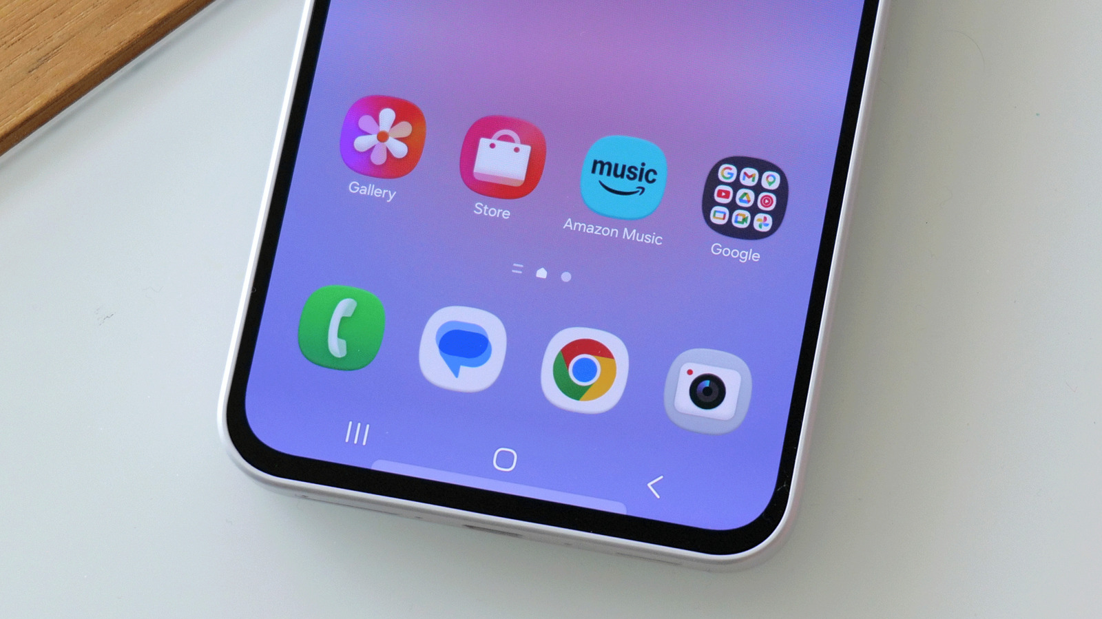 Samsung is making Amazon Music pre-installed bloatware on Galaxy phones