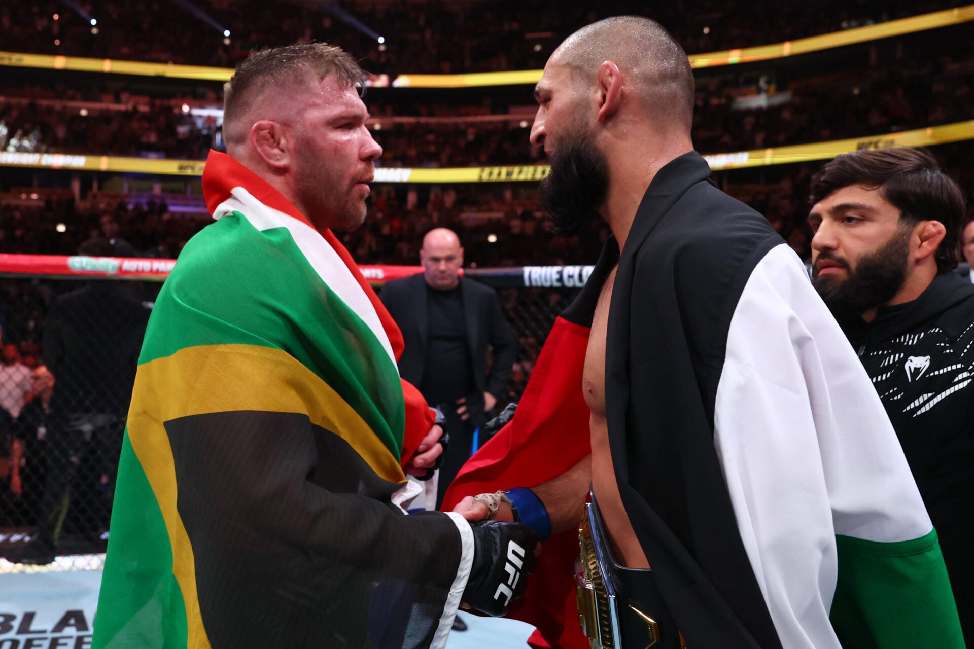 Dricus du Plessis’s coach sends warning to Kamaru Usman: ‘We all saw what Dricus did to Khamzat’