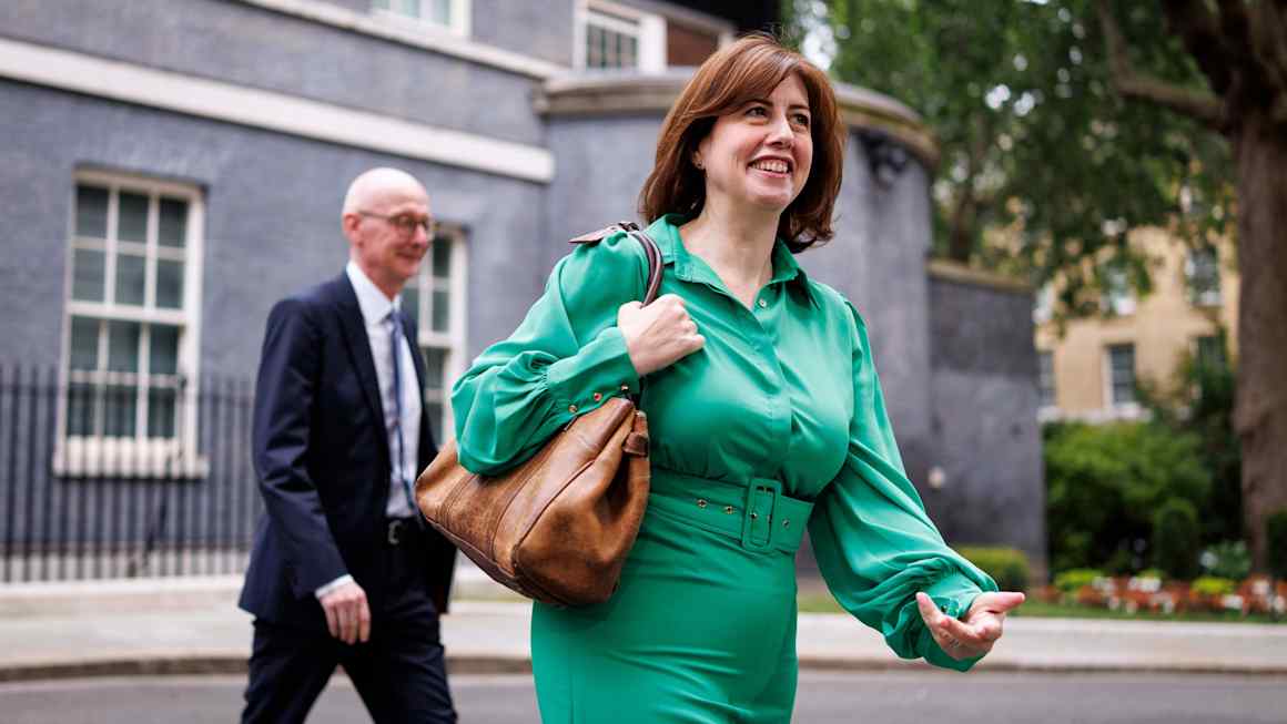 UK education secretary accused of misleading claim about Oxford entry