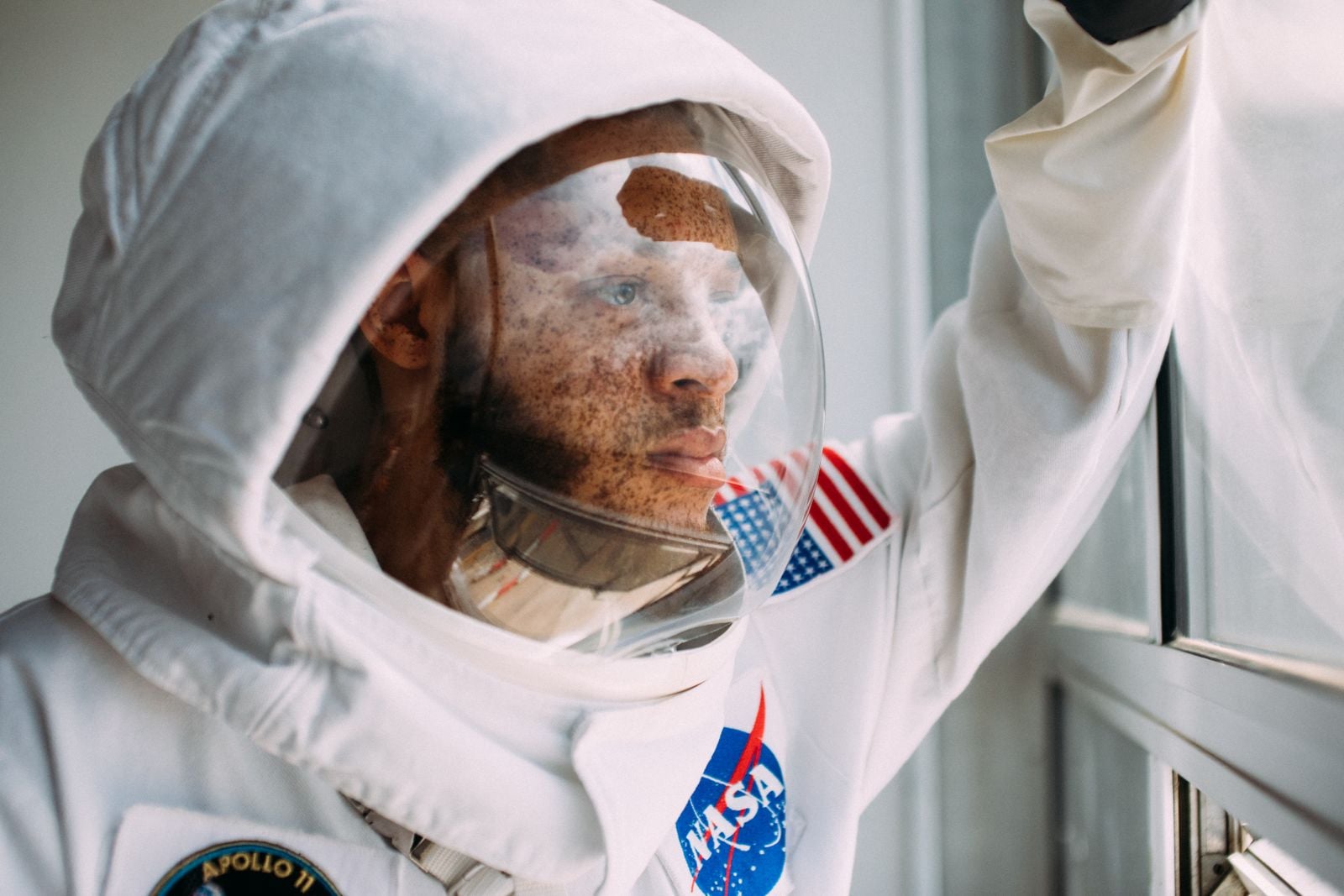 Astronauts describe persistent ‘observer’ sensation after 6 month missions