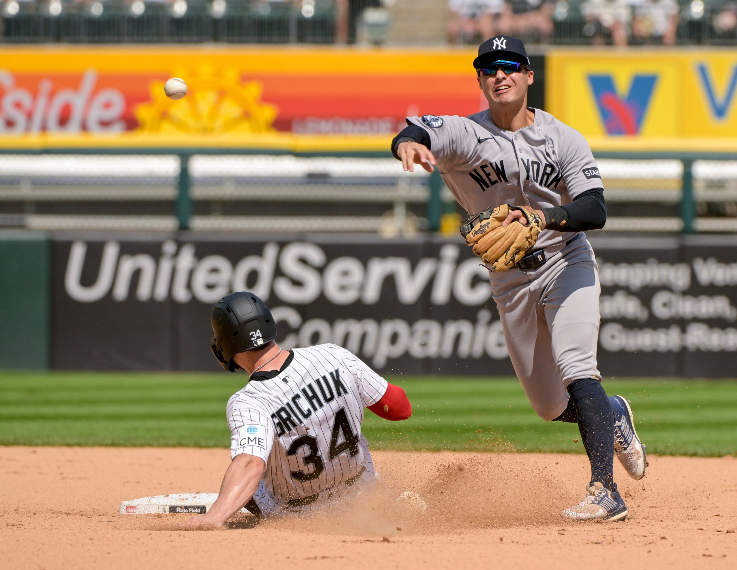 Anthony Volpe makes good first Yankees impression with second base experiment underway