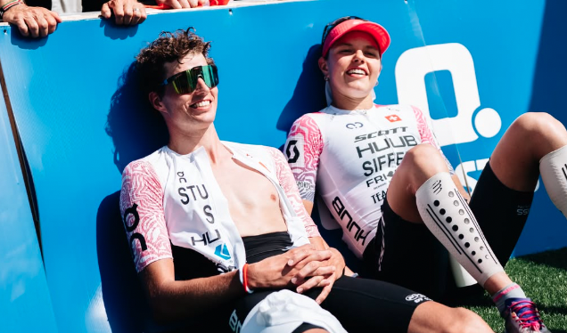[VIDEO] Bizarre transition: Alanis Siffert enters transition area, exits, and enters again