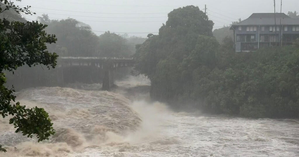 Tropical Storm Lala drenches Hawaii as flash floods sweep away Big Island homes