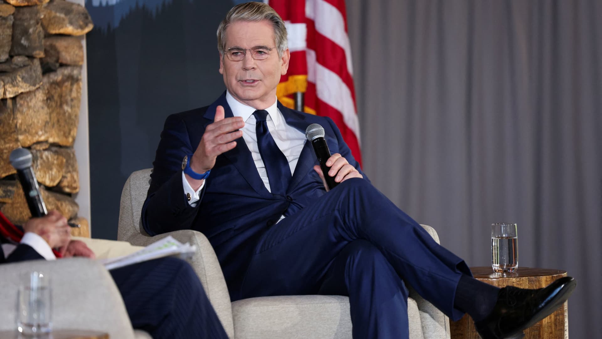 U.S. ‘Economic Outcast’ operation gains momentum as EU joins sanctions; South Korea weighs military backing