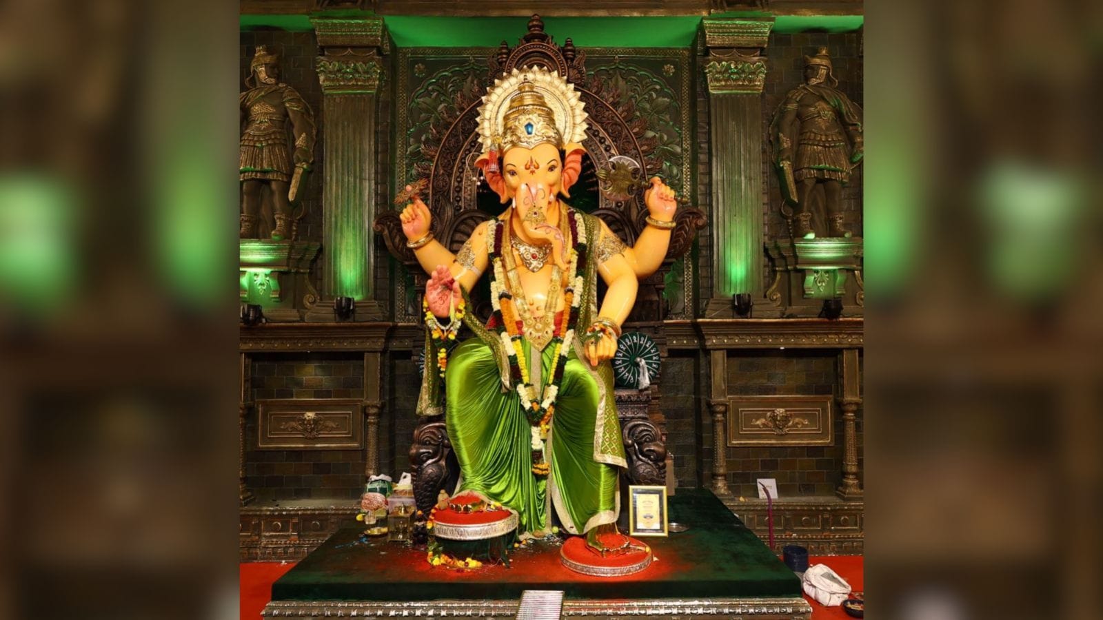 Ganesh Chaturthi 2026: Wishes, messages to share with family and friends