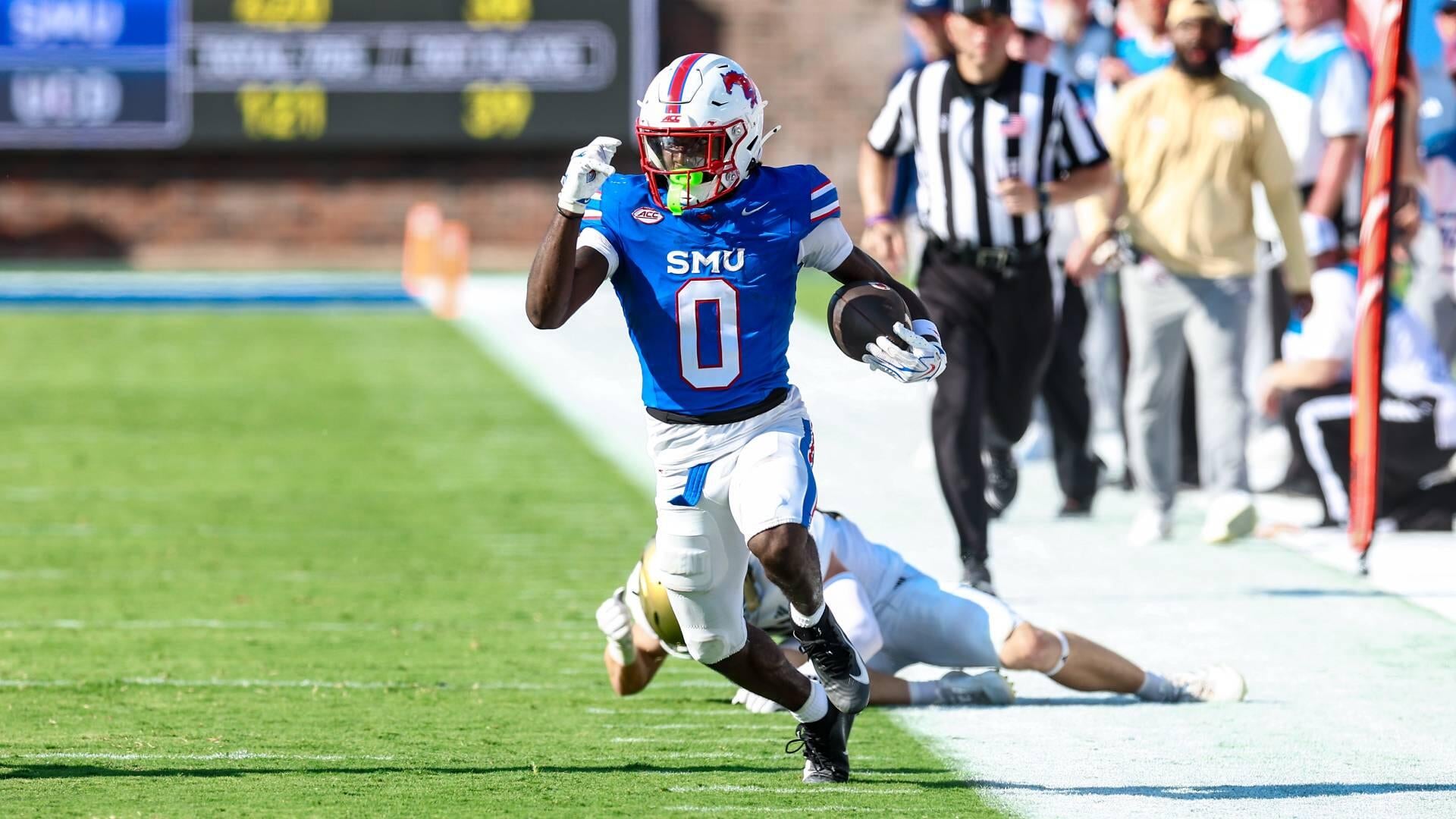SMU vs. Louisville prediction, picks, odds, spread: Mustangs, Cardinals meet in top-25 clash