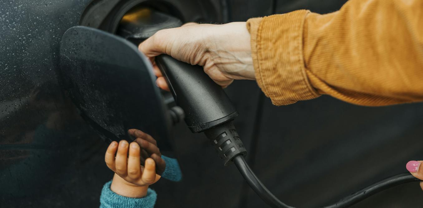 Australian electric car and bus sales soar
