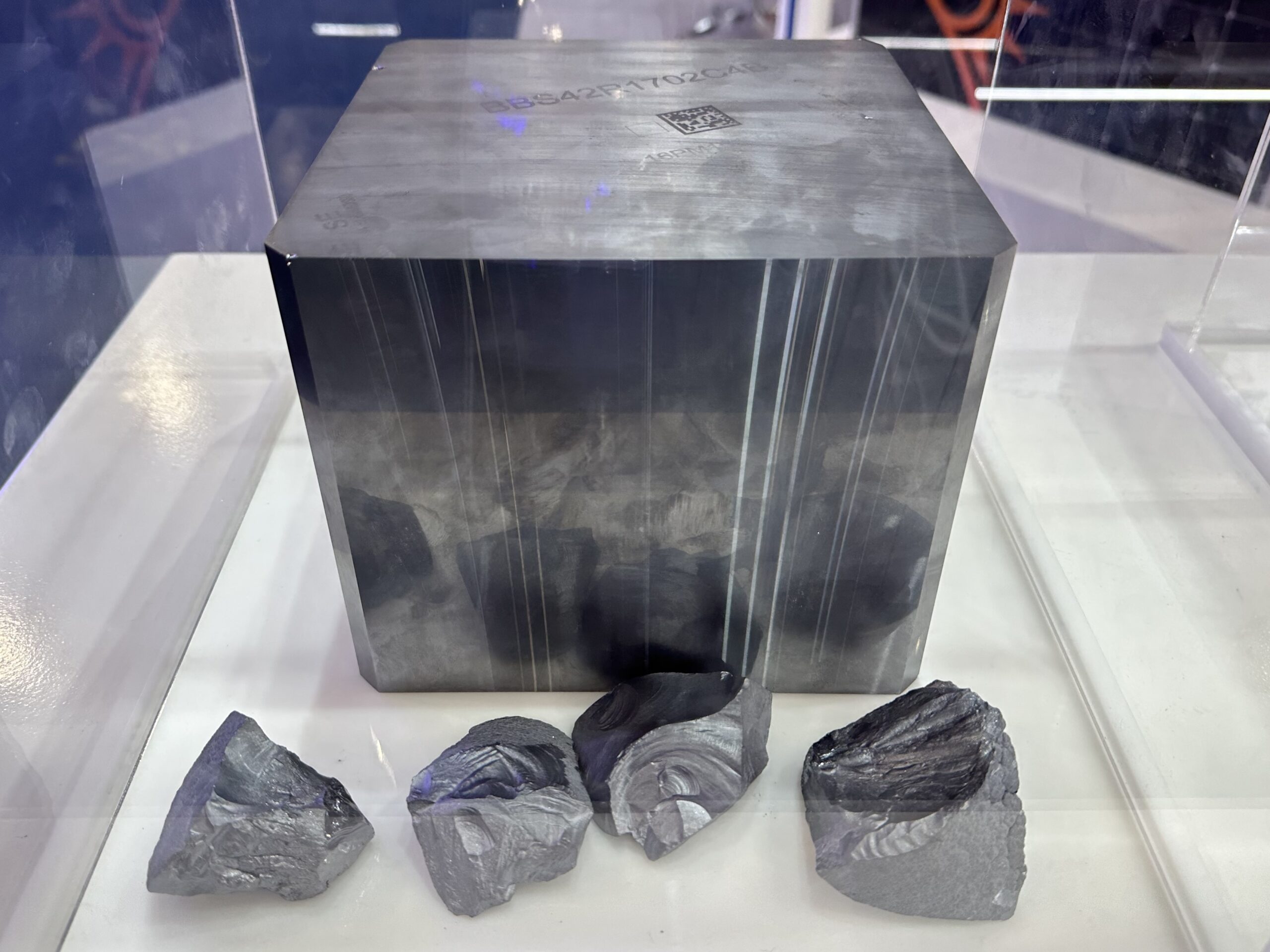 Global polysilicon prices hold steady as China price gains meet buyer resistance